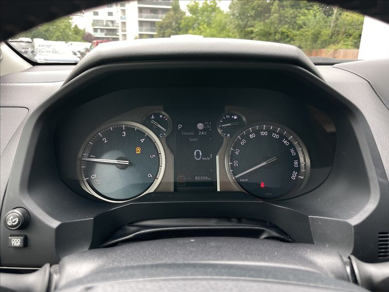 Toyota Land Cruiser 2,8 D4-D AT6 Executive NAVI - fotka 9 z 24