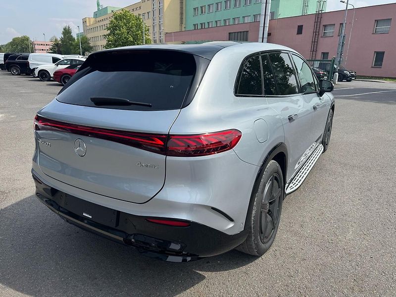 Mercedes-Benz EQS (2024) 500 4MATIC Electric Art - fotka 7 z 39