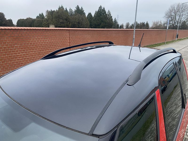 Škoda Roomster (2014) 1.2TSi MODEL NOIRE - fotka 61 z 65