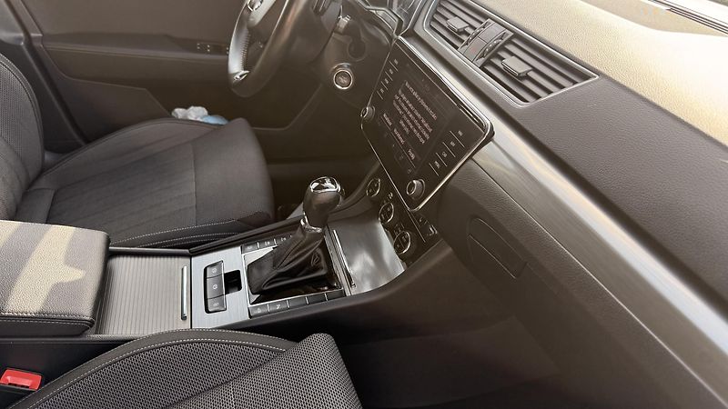 Škoda Superb (2020) 1.4 IV,PHEV ,DOJEZD 38KM,LED - fotka 37 z 49