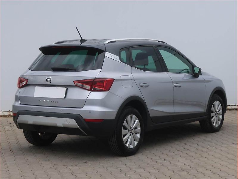 Seat Arona (2019) 1.6 TDI, Automat, Navi - fotka 5 z 20