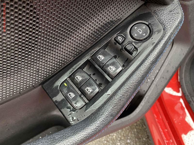 BMW Řada 2 (2022) 2.0 T 220i, ČR, AT. LED, navi - fotka 13 z 21