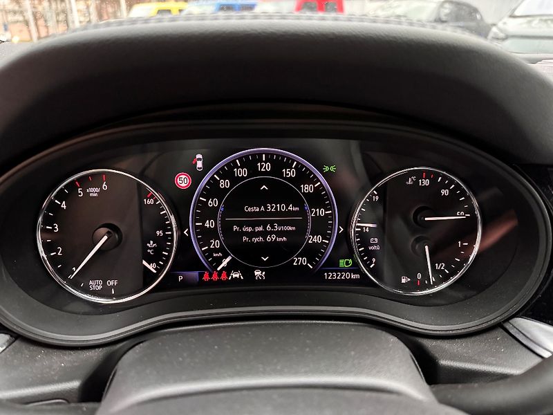 Opel Insignia (2021) ULTIMATE 2.0 CDTI (174k) 8AT - fotka 20 z 45