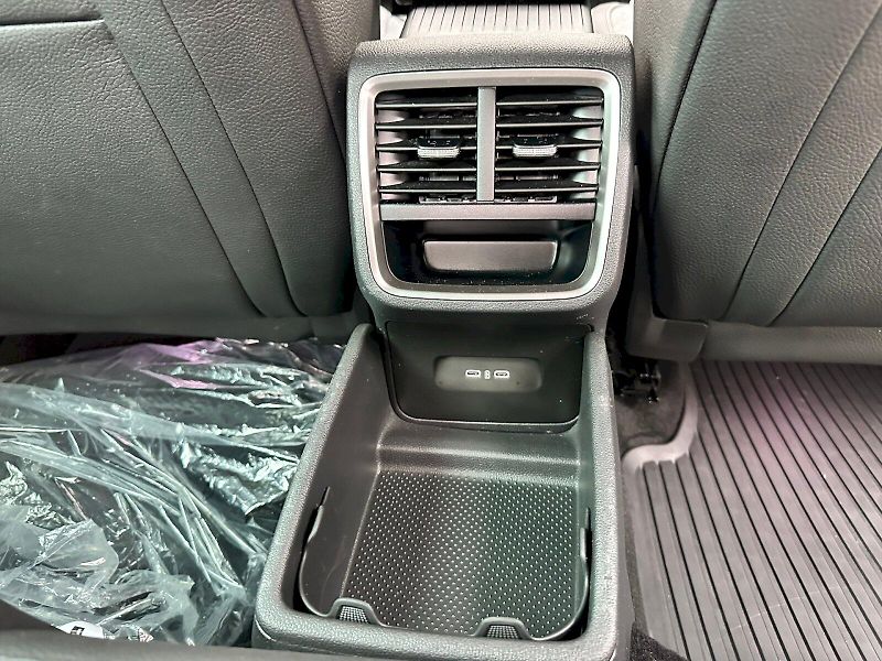 Škoda Octavia (2024) 1.5 TSI 110kW MHEV Top Selecti - fotka 20 z 23