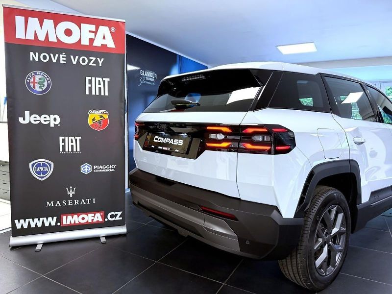 Jeep Compass (2026) NEW e-Hybrid 145k eDCT6 Altitu - fotka 5 z 16
