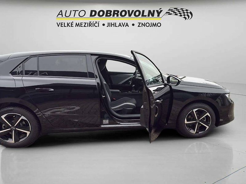 Opel Astra (2025) Edition HB 1.2 TURBO (96kW/130 - fotka 13 z 23