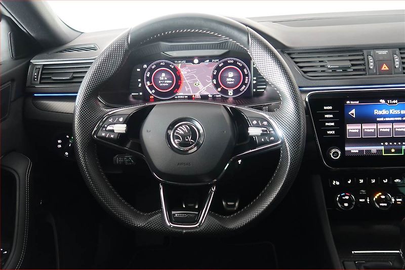 Škoda Superb (2020) Sportline 2.0 TDI - fotka 15 z 20