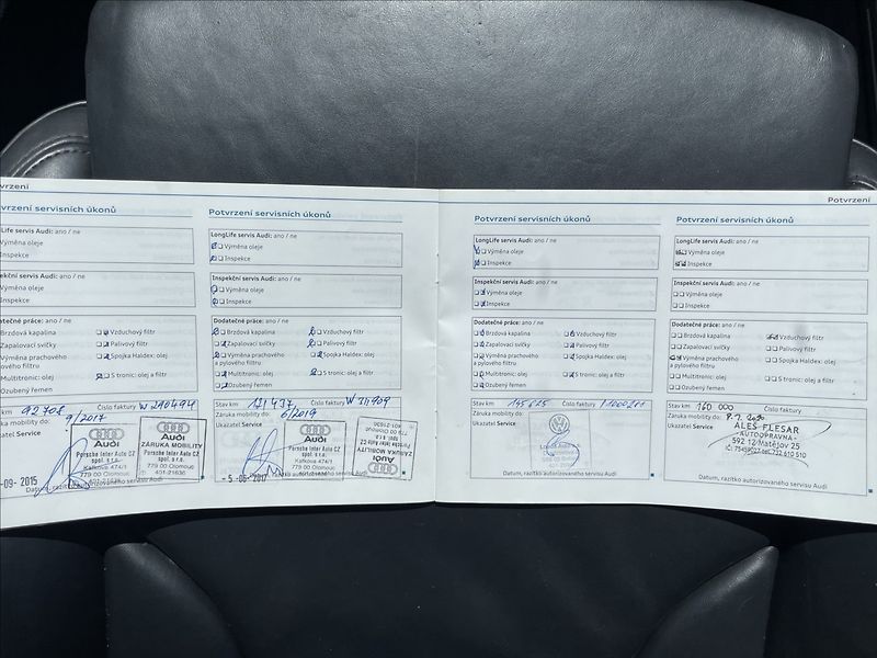 Audi Q5 3,0 TDi Quattro S-Line CZauto - fotka 35 z 44