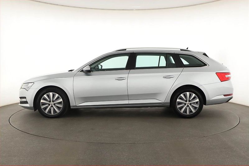 Škoda Superb (2022) Style 2.0 TDI - fotka 3 z 19