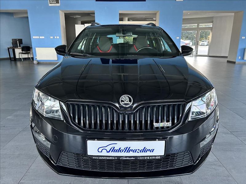 Škoda Octavia 2,0   TSI 162kW,RS,SERVISKA,MA - fotka 2 z 28