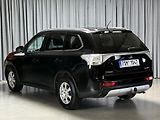 Mitsubishi Outlander (2015) 2.2D 4x4, AUTOMAT, serviska - náhled 2