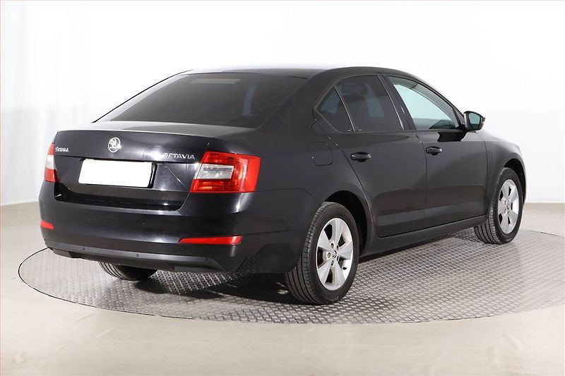 Škoda Octavia (2014) 1.6 TDI, Serv.kniha, Tempomat - fotka 5 z 20