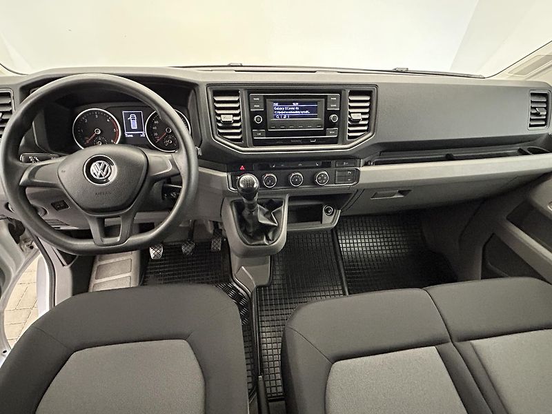 Volkswagen Crafter 2.0 TDI L2H3 - fotka 5 z 21