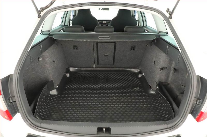 Škoda Octavia (2014) 1.2 TSI, Tempomat - fotka 13 z 14
