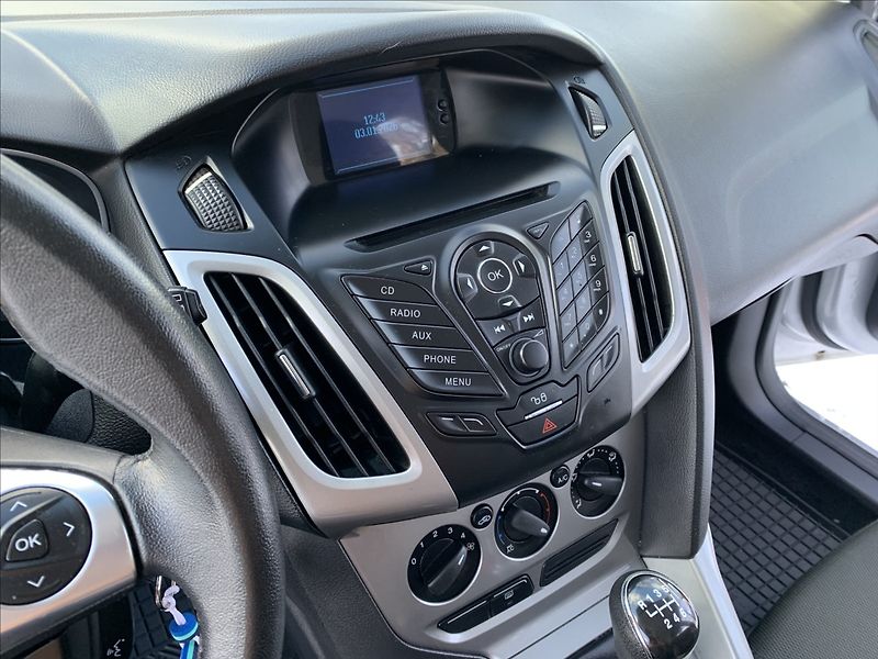 Ford Focus 1,6 TDCI,ČR - fotka 10 z 16
