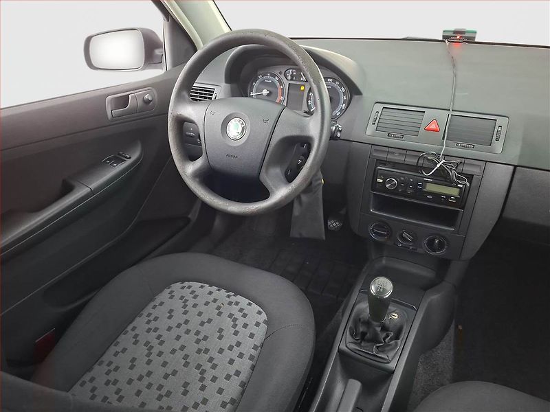 Škoda Fabia (2007) 1.2 12V, nová STK, Klima - fotka 7 z 13