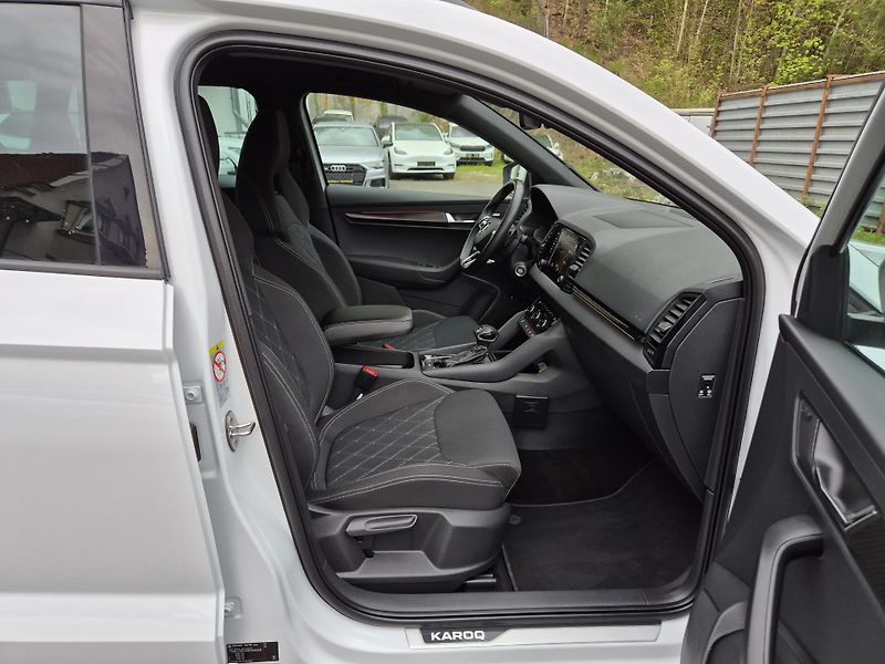 Škoda Karoq SPORTLINE 110kw 4x4 DSG   - fotka 16 z 47