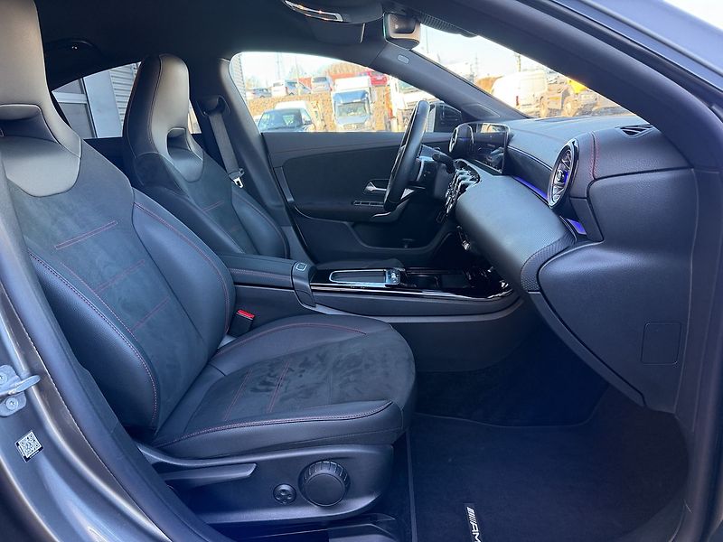Mercedes-Benz CLA 200 d AMG Style Edition - fotka 10 z 30
