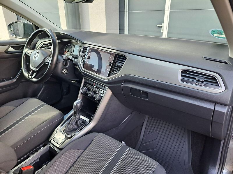 Volkswagen T-Roc (2022) 1.5 TSI DSG Style 110kW ZÁRUKA - fotka 19 z 30