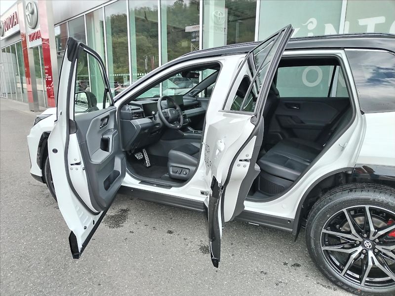 Toyota RAV4 2.5 HYBRID e-CVT AWD  GR SPORT - fotka 4 z 14