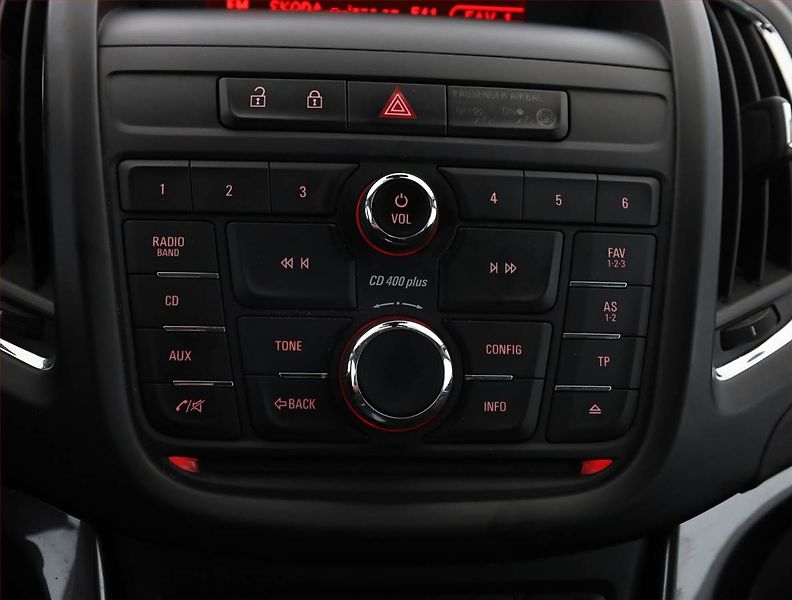 Opel Zafira (2016) 2.0 CDTI, Automat, 7 míst - fotka 13 z 21