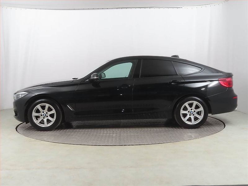 BMW Řada 3 (2019) 318d GT, Serv.kniha, Navi - fotka 3 z 22