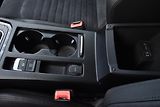 Volkswagen Passat 2.0 TDi CR HIGHLINE, NAVI, LED - náhled 32