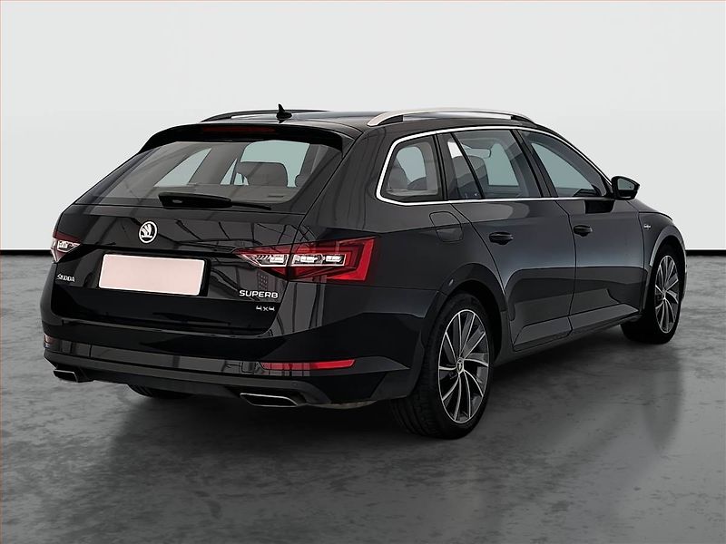 Škoda Superb (2017) Laurin&Klement 2.0 TSI, 4X4 - fotka 5 z 20
