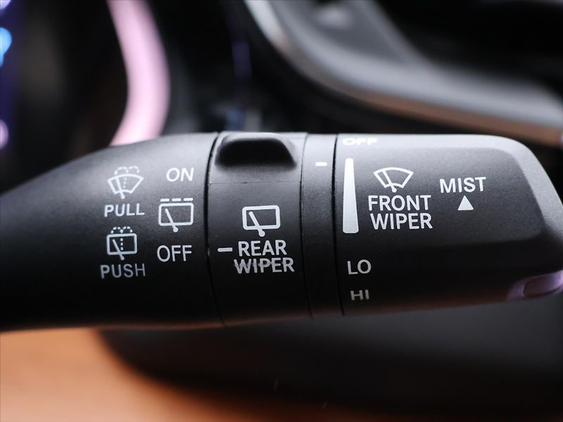 Jeep Grand Cherokee 2,0 4xe Summit Plug-In CZ DPH - fotka 69 z 90