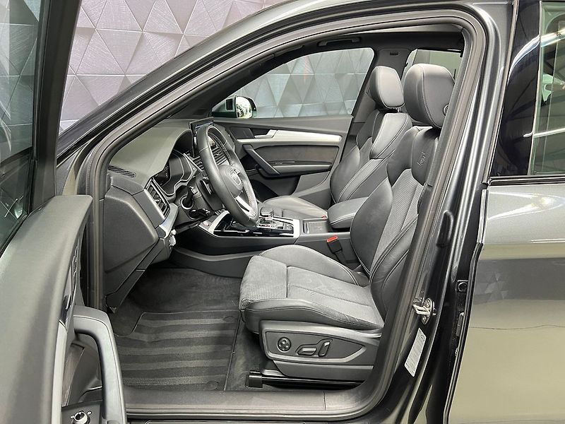 Audi SQ5 QUATTRO SPORTBACK, B&O, PANO - fotka 11 z 33