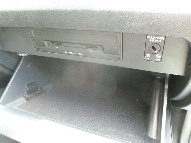 Škoda Octavia KOMBI III  TSI 85 KW NAVIGACE - fotka 20 z 20