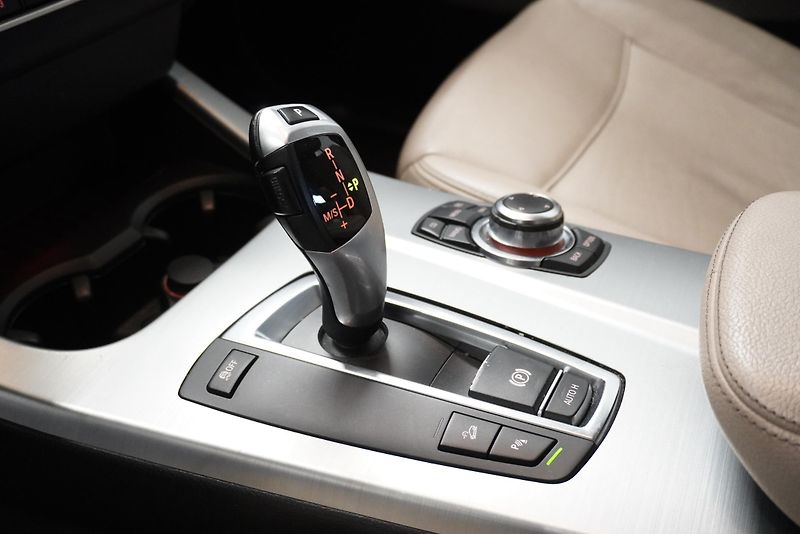 BMW X3 3,0 XDRIVE30D AUTOMAT - fotka 14 z 27