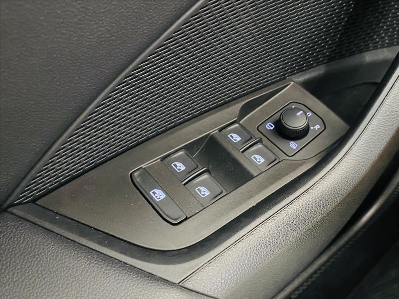Škoda Octavia 2,0 TDI 85kW Ambition - fotka 17 z 24