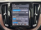 Volvo XC60 2,0 T8 AWD Recharge Plus Dark - náhled 35