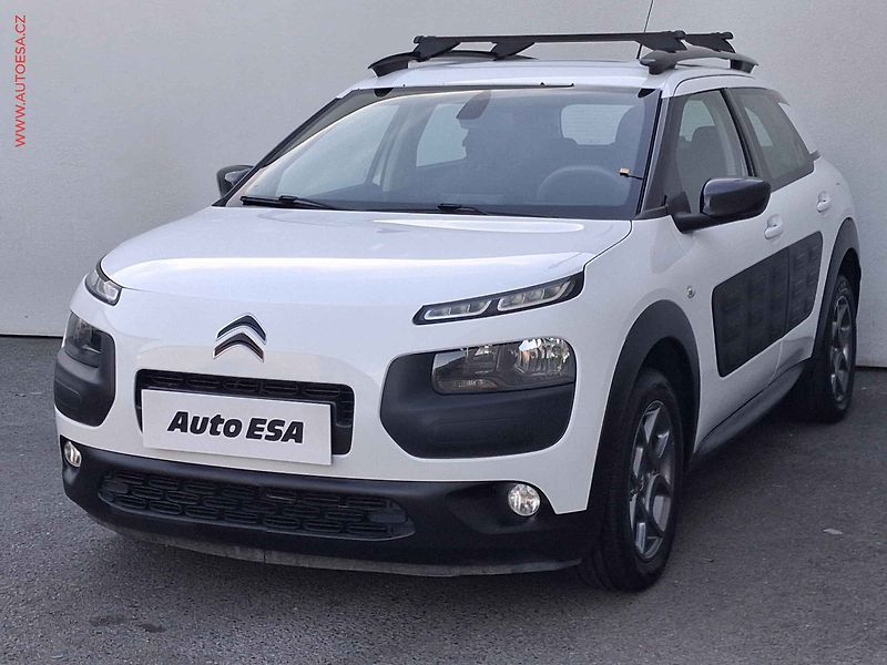 Citroën C4 Cactus (2015) 1.2i, ČR, STK5/28 - fotka 3 z 16