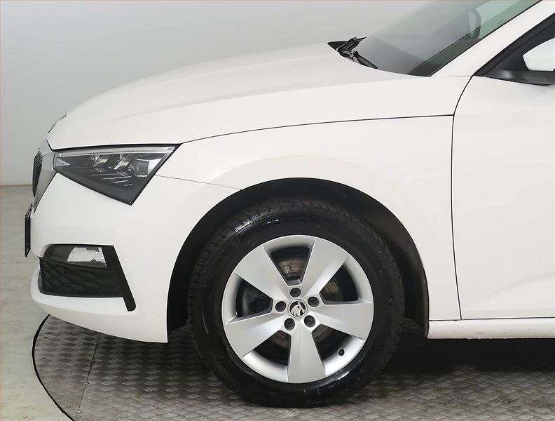 Fiat 500 (2021) 1.0 mild-hybrid, ČR,1.maj - fotka 14 z 17