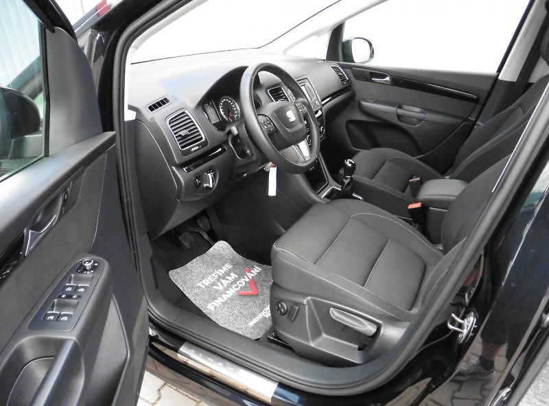 Seat Alhambra 2.0 TDi Style Navi 7.míst - fotka 11 z 21