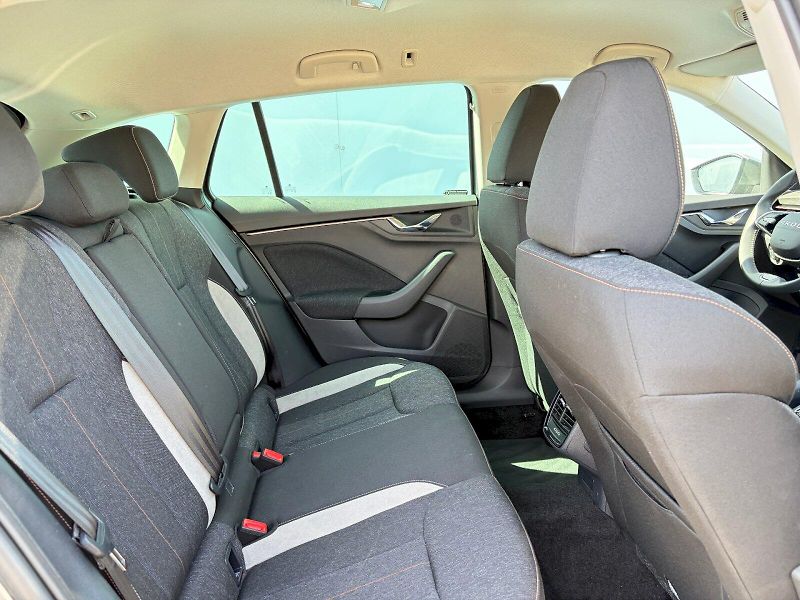 Škoda Scala (2025) DSG 1.0 TSI / 85kW / TOP SELEC - fotka 9 z 35