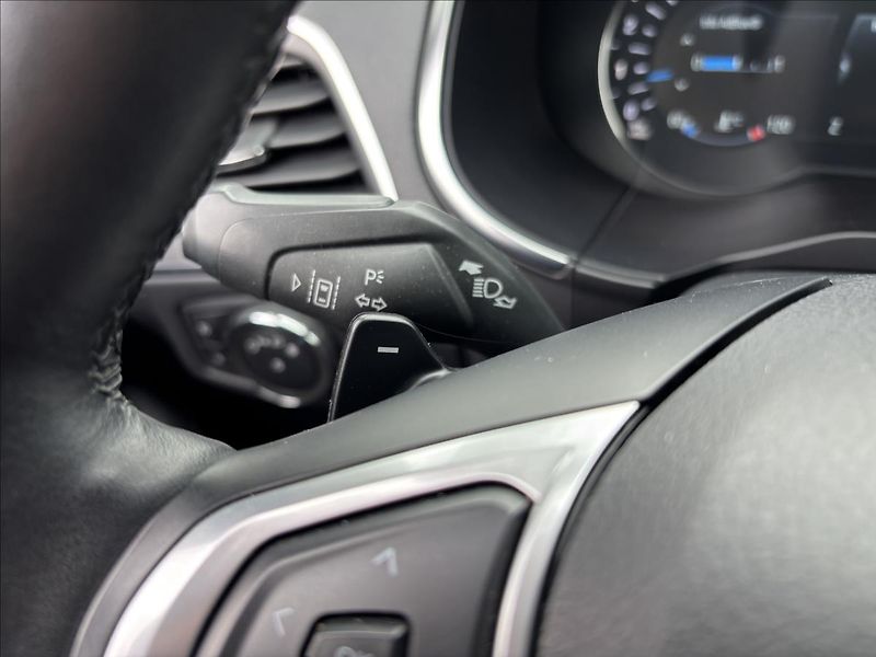 Ford Galaxy 2,0 EcoBlue 110 kW Titanium 7M - fotka 30 z 42