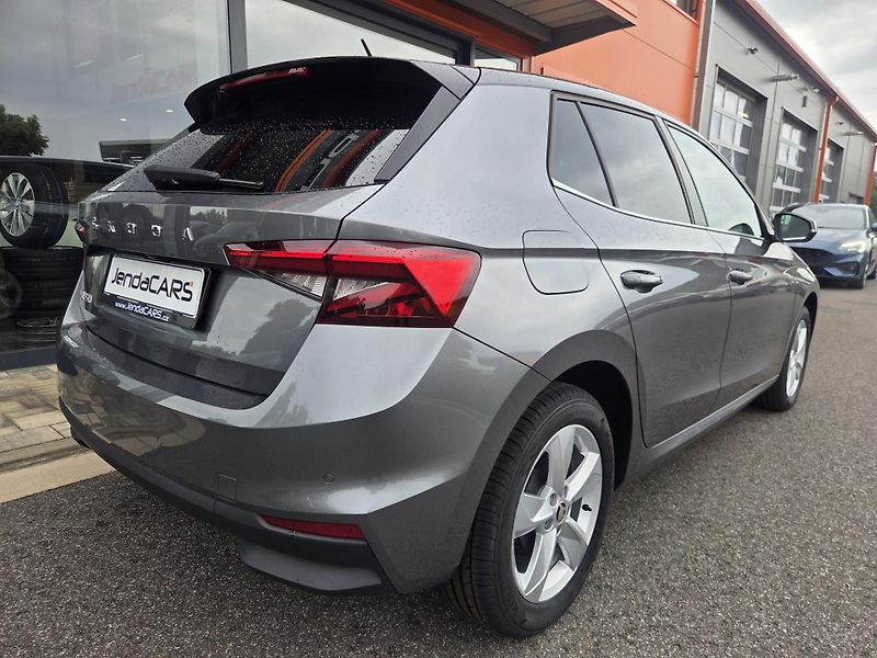 Škoda Fabia (2023) 1.0 TSI DSG - fotka 2 z 10