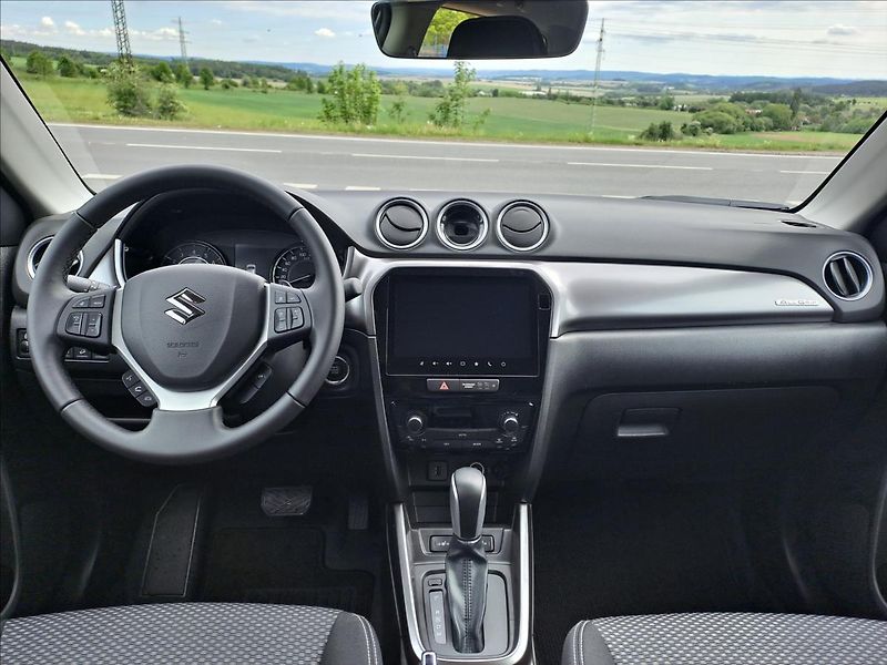 Suzuki Vitara (2026) 1,4 BoosterJet Premium AllGrip - fotka 21 z 23