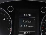 Palubní počítač ukazuje spotřebu pouze orientačně. Nejpřesněji ji zjistíte podle množství dotankovaného paliva a ujetých kilometrů.