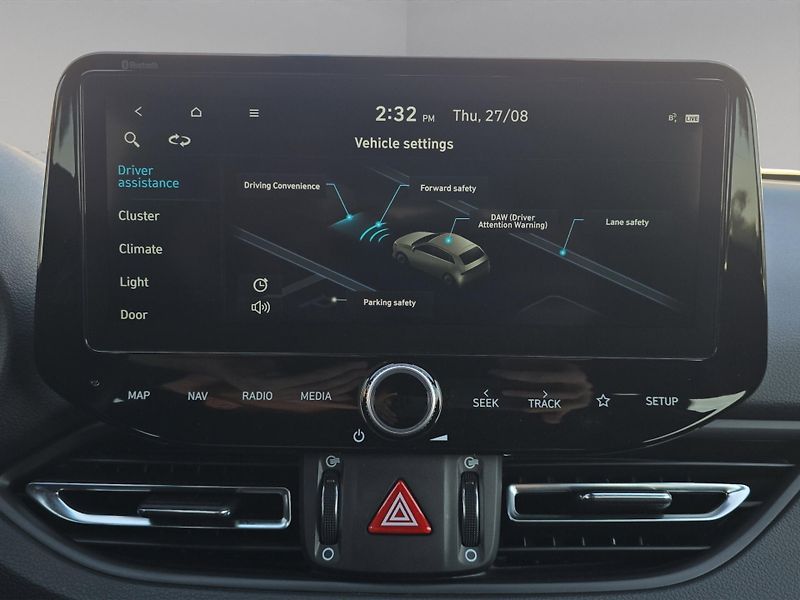 Hyundai i30 (2021) N-Line 1.5 T-GDi A/T 117kW, Se - fotka 20 z 28