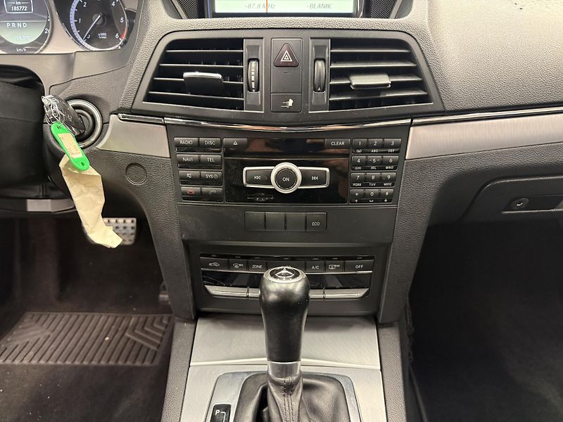 Mercedes-Benz Třídy E  220 CDI  - fotka 12 z 18