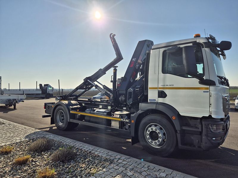 MAN TGM 18.320 HIAB 158 KONTEJNER 10T - fotka 5 z 12