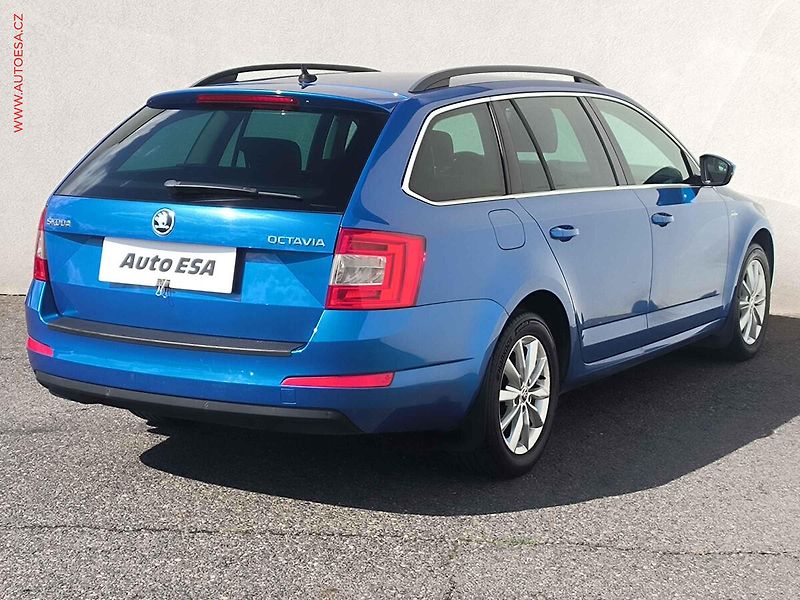 Škoda Octavia (2015) 2.0TDi 4x4, ČR, DSG, bixenon - fotka 4 z 26