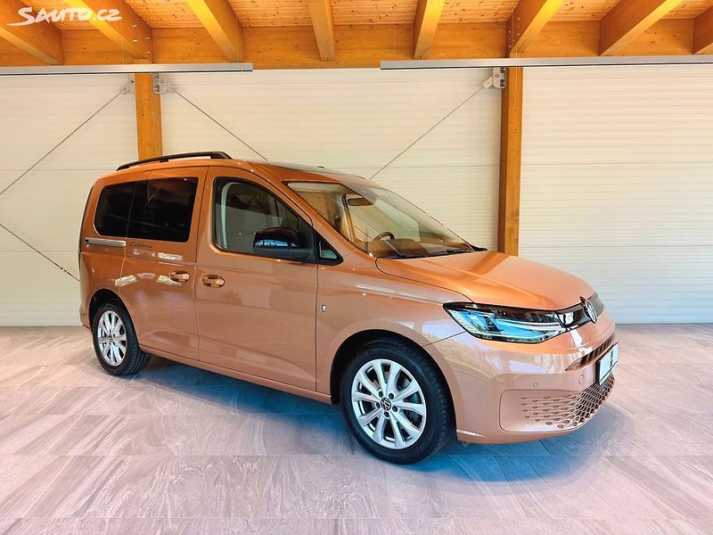Volkswagen Caddy 1.5 TSi DSG California - fotka 5 z 32