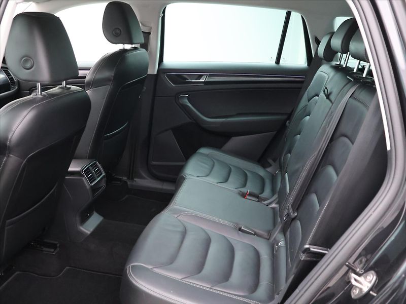 Škoda Kodiaq 2,0 TDI 110kW DSG 4x4 Style - fotka 14 z 36