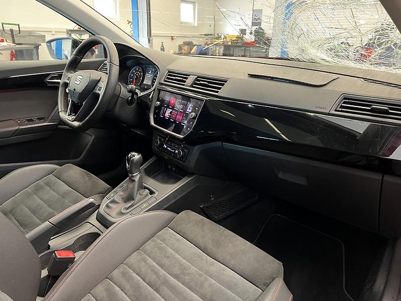 Seat Ibiza FR 1.0 TSi 85kW - fotka 8 z 14
