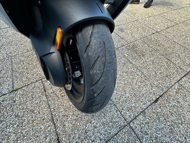 BMW CE 04 - fotka 25 z 26